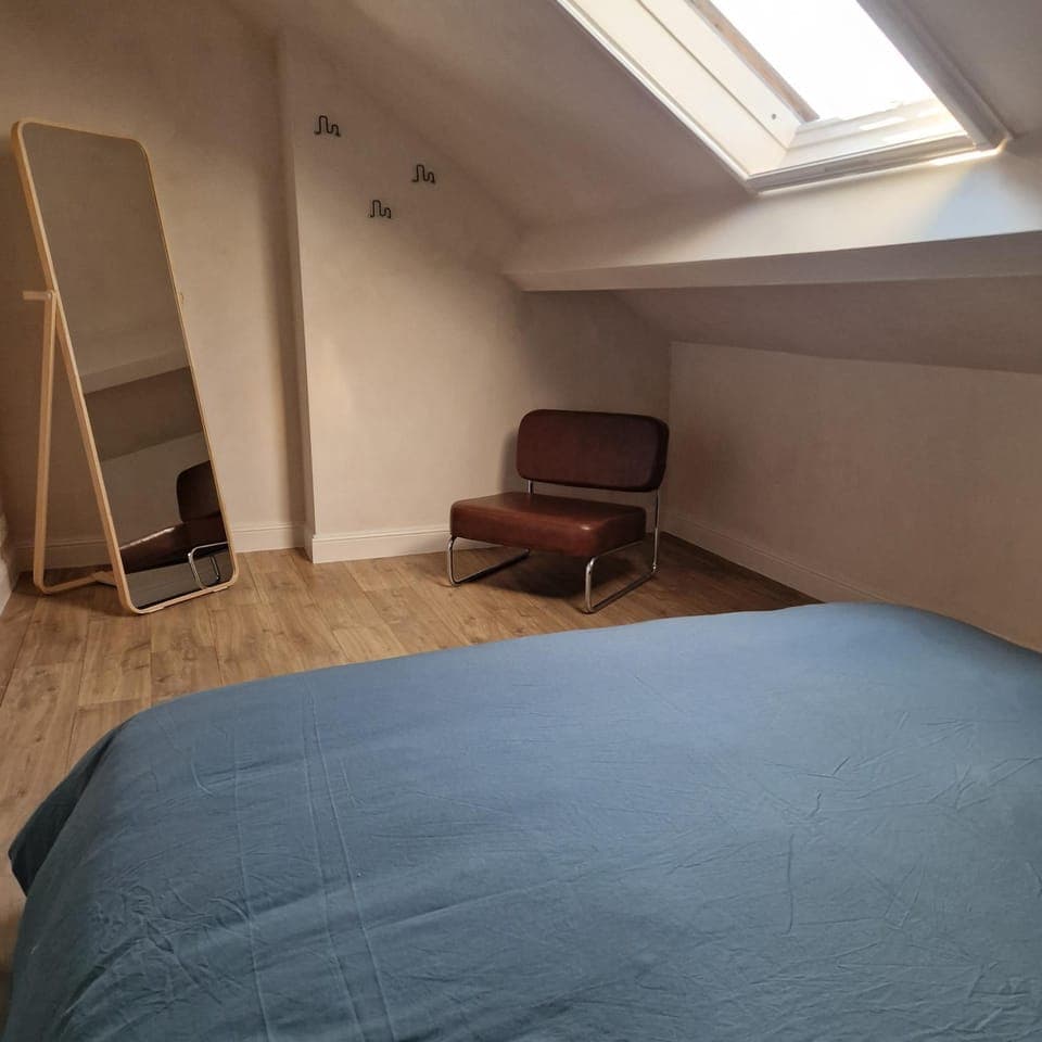 Photo of the whole room