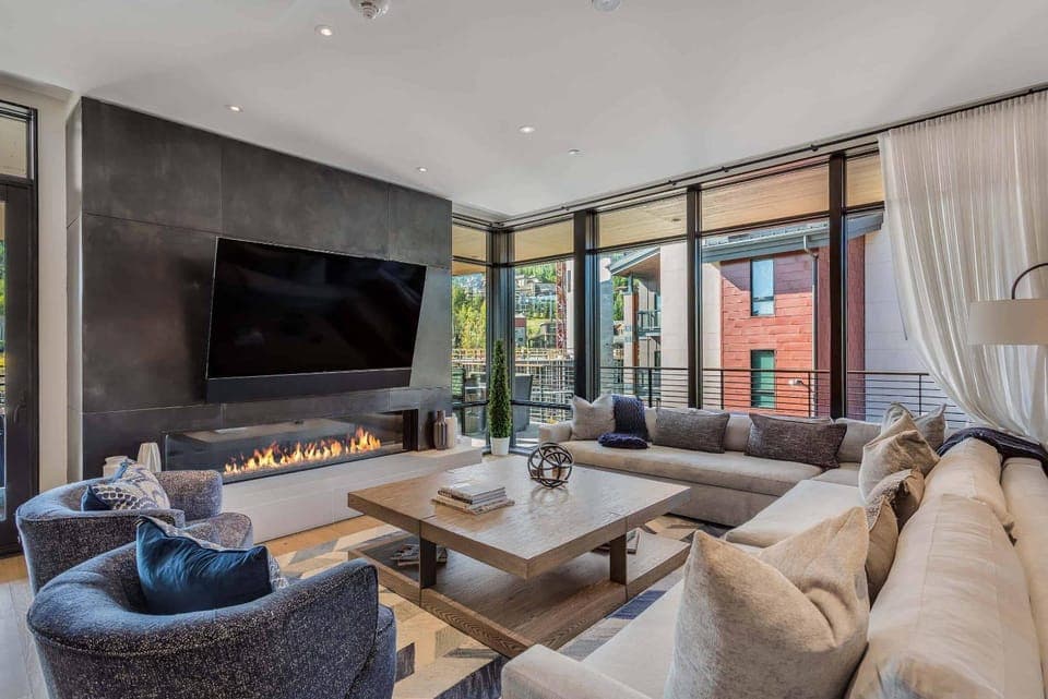 One Snowmass East 704 by Snowmass Mountain Lodging Apartment in Snowmass Village