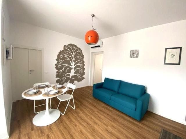 Living room, Seating area, air conditioner