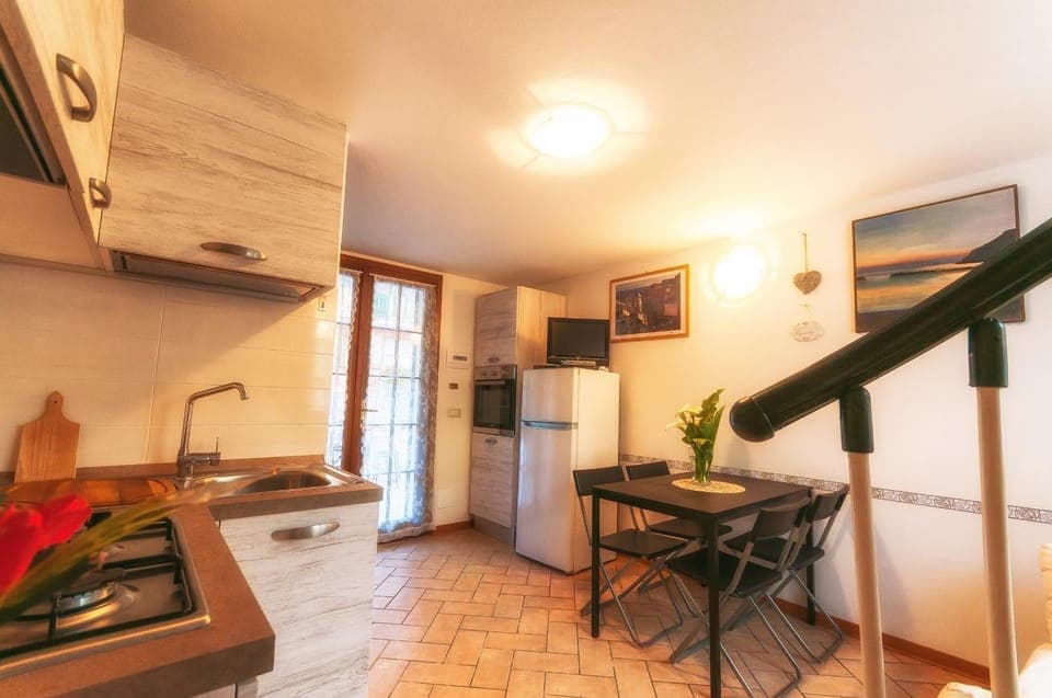 Spring, Summer, BBQ facilities, BBQ facilities, TV and multimedia, Balcony/Terrace, Balcony/Terrace, Kitchen or kitchenette, Living room, Photo of the whole room, Dining area, On site, Family