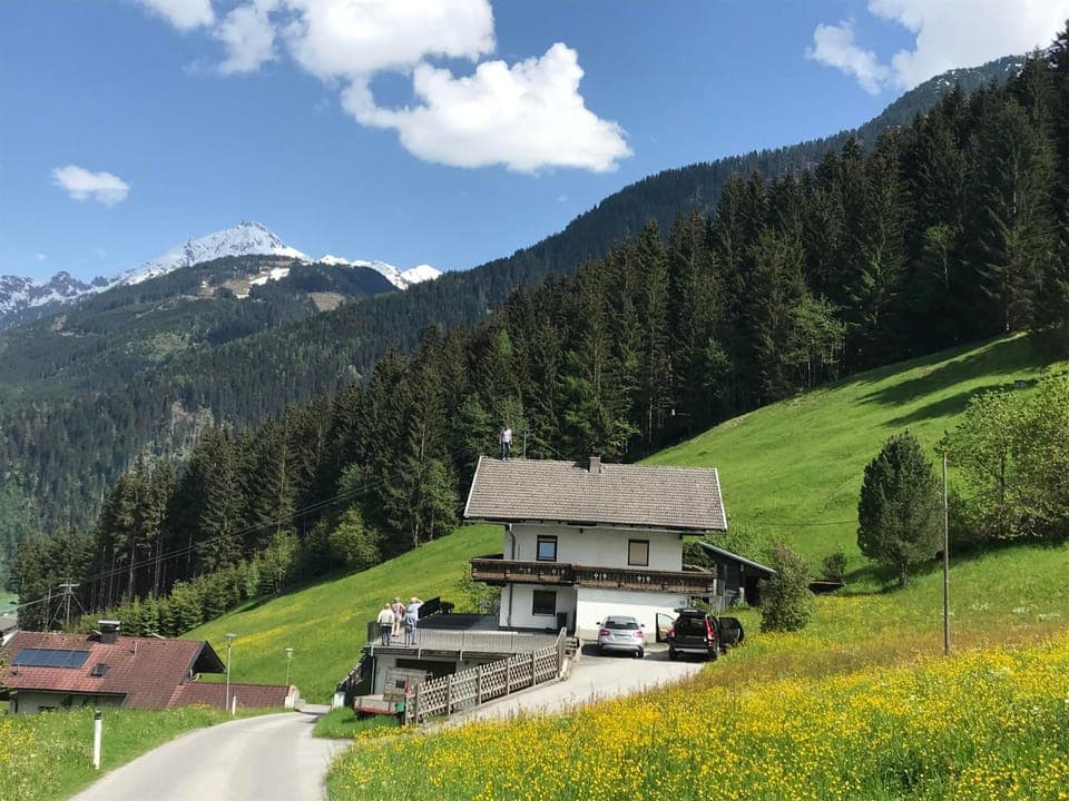 Property building, Day, Natural landscape, Mountain view