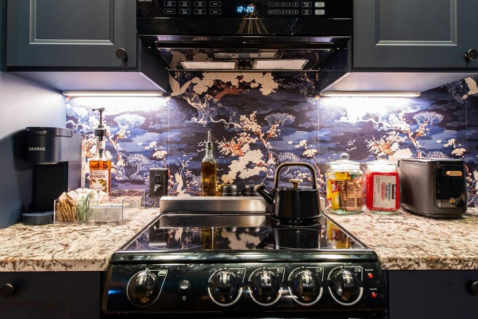 Hollyhock Suite 510 Apartment in Louisville