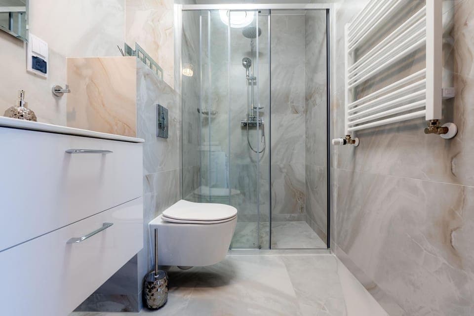 Shower, Toilet, Bathroom