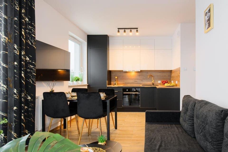 Kitchen or kitchenette, Living room, Seating area, Dining area, stove