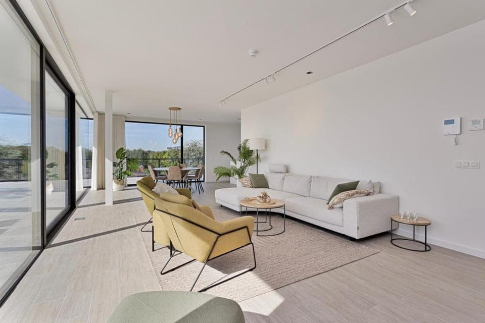 View (from property/room), Living room, Seating area