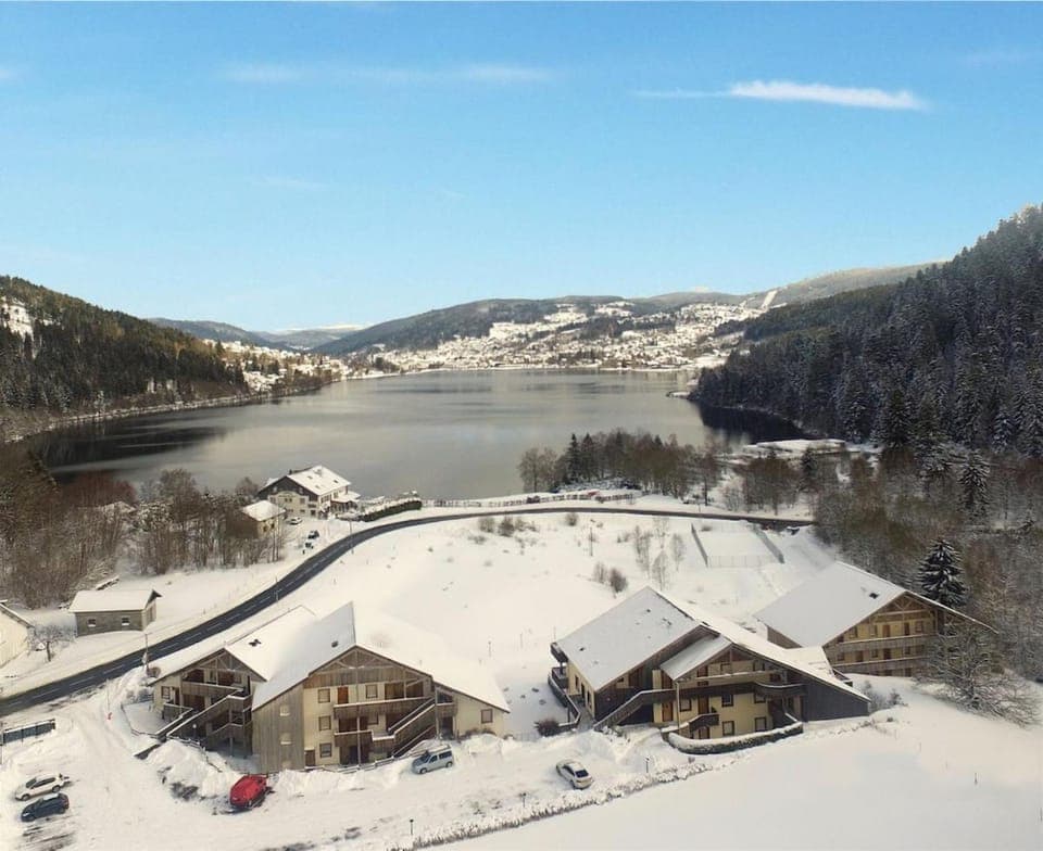 Property building, Winter, Mountain view