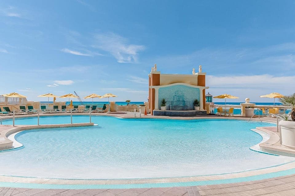 Emerald Grande 1025 Apartment in Okaloosa Island