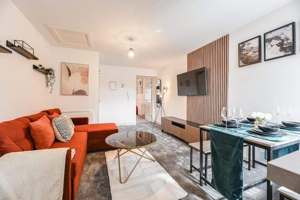 Living room, Dining area