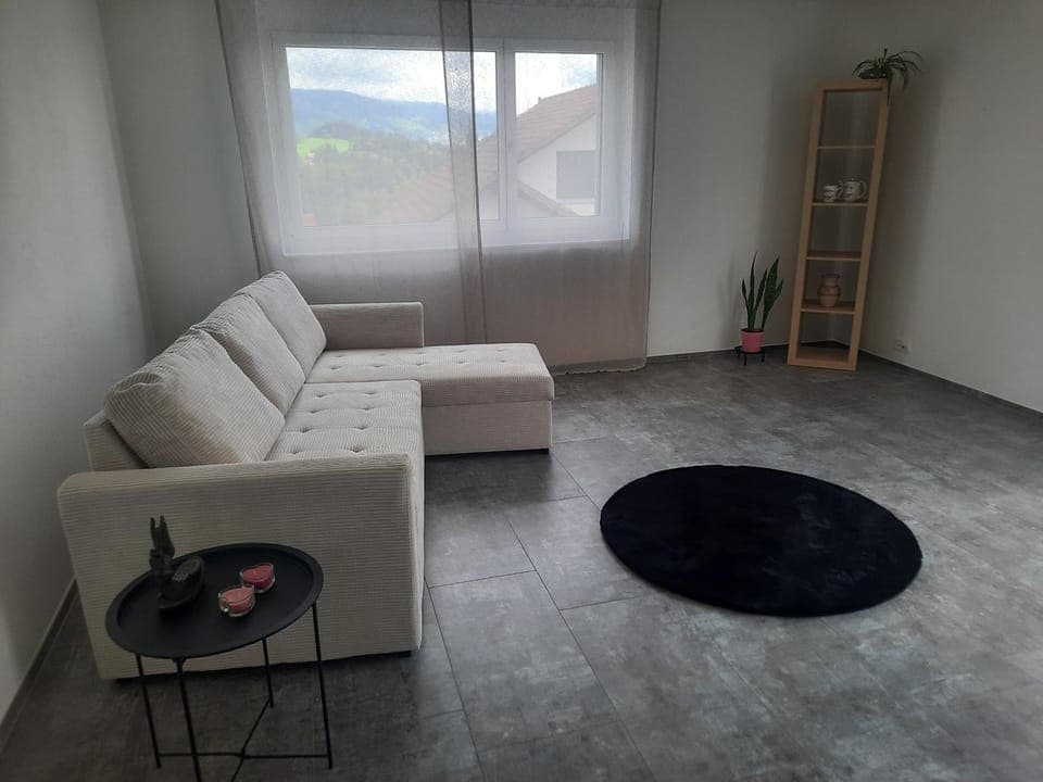 Zimmer 2, Haus der Begegnung Bed and Breakfast in Canton of Zurich