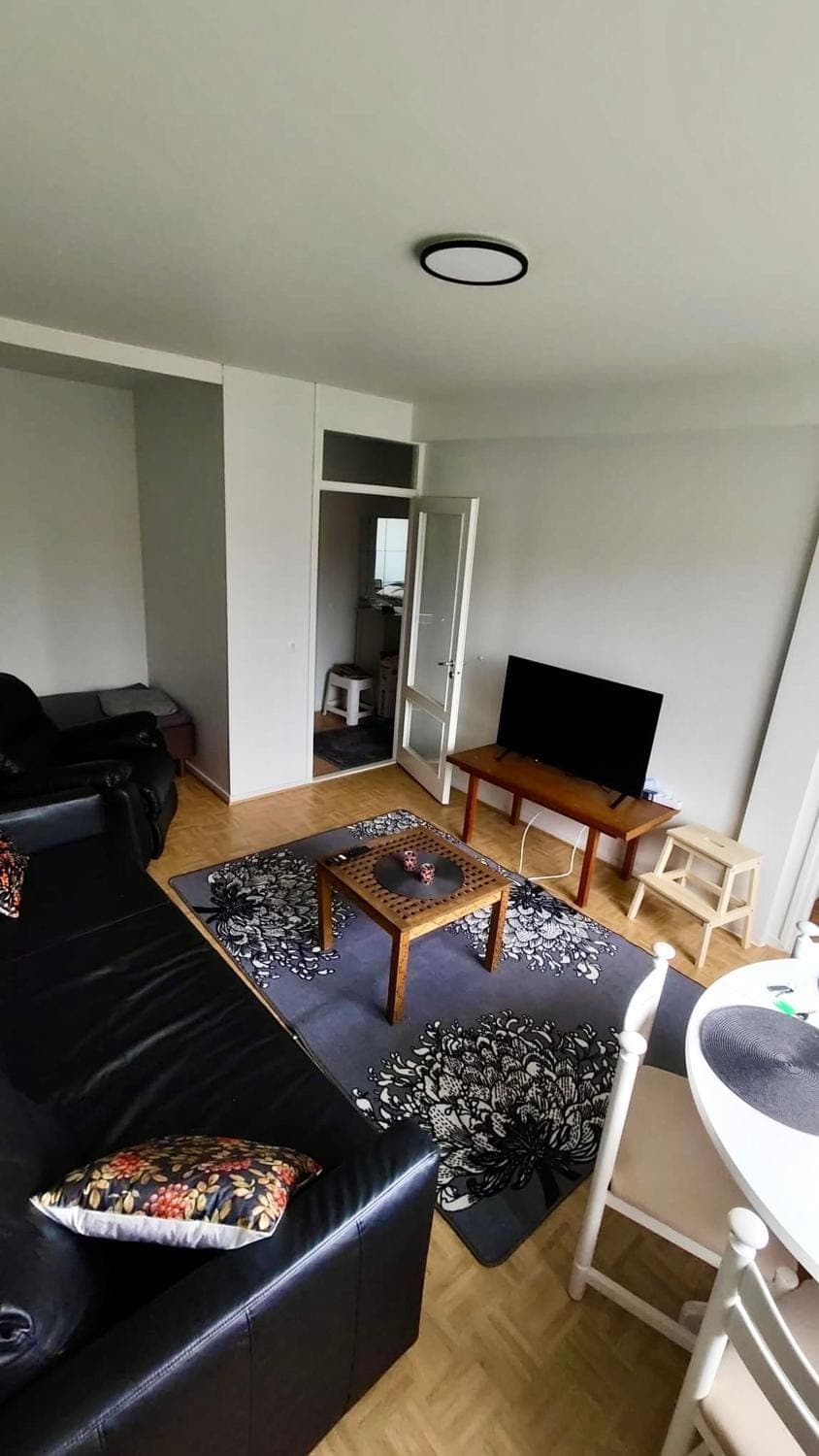 Communal lounge/ TV room, TV and multimedia, Living room