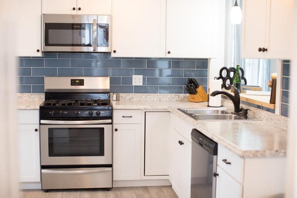 Cityside Escape Spacious with Game Room & Fire Pit House in Geneva