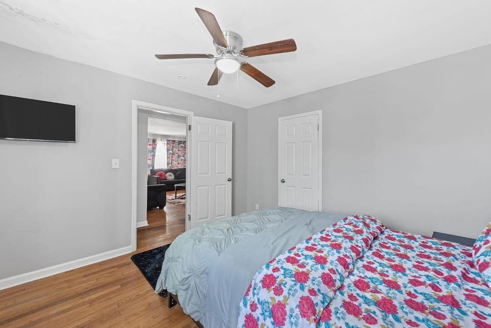 Spacious 2 bedroom apartment in cincinnati Apartment in Cincinnati