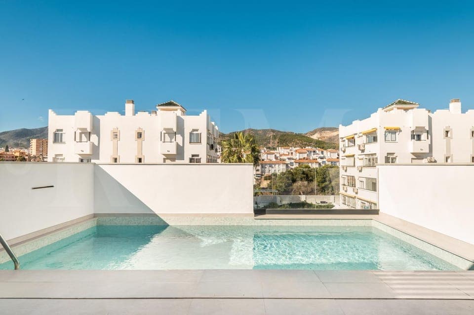 Day, Natural landscape, Mountain view, Swimming pool