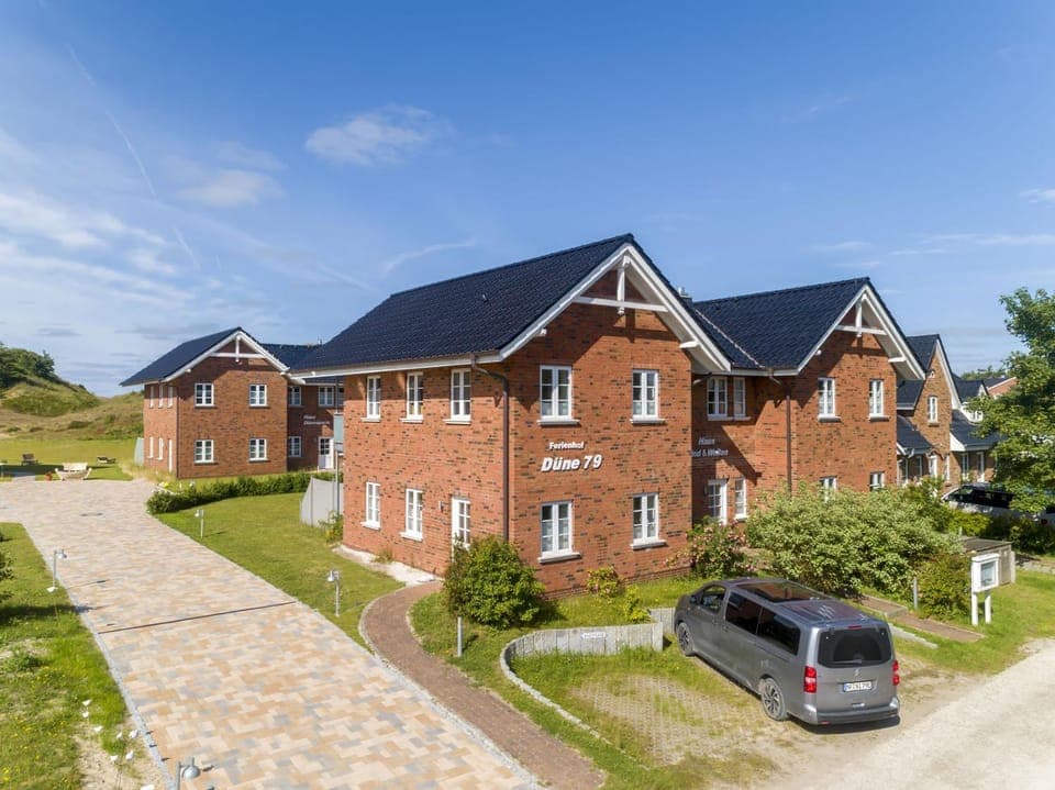 Property building, Parking