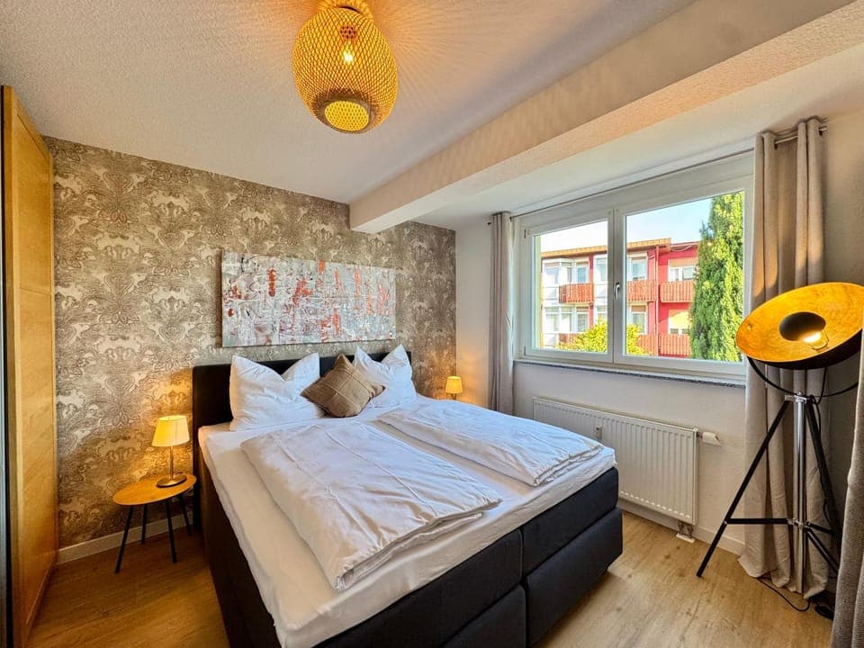 Bed, Photo of the whole room, Bedroom