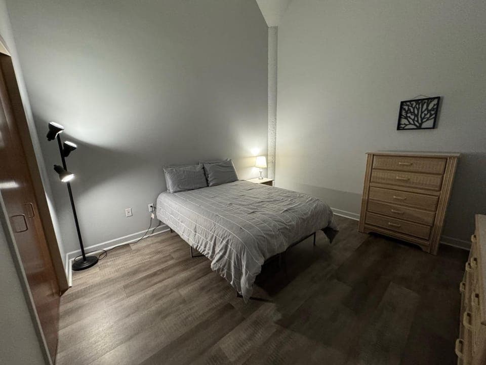 Spacious Condo Minutes to Cedar Point House in Sandusky