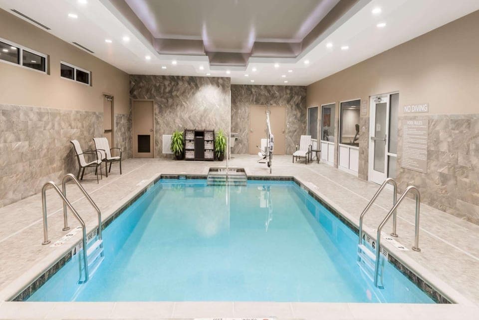On site, Pool view, Swimming pool