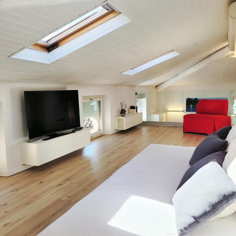 Attico sul lago Mountain Lake Iseo Hospitality Apartment in Lovere
