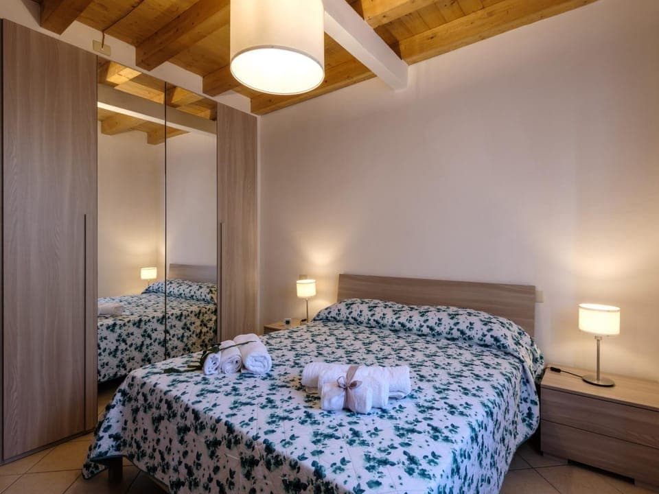 Bed, Photo of the whole room, Bedroom, wardrobe