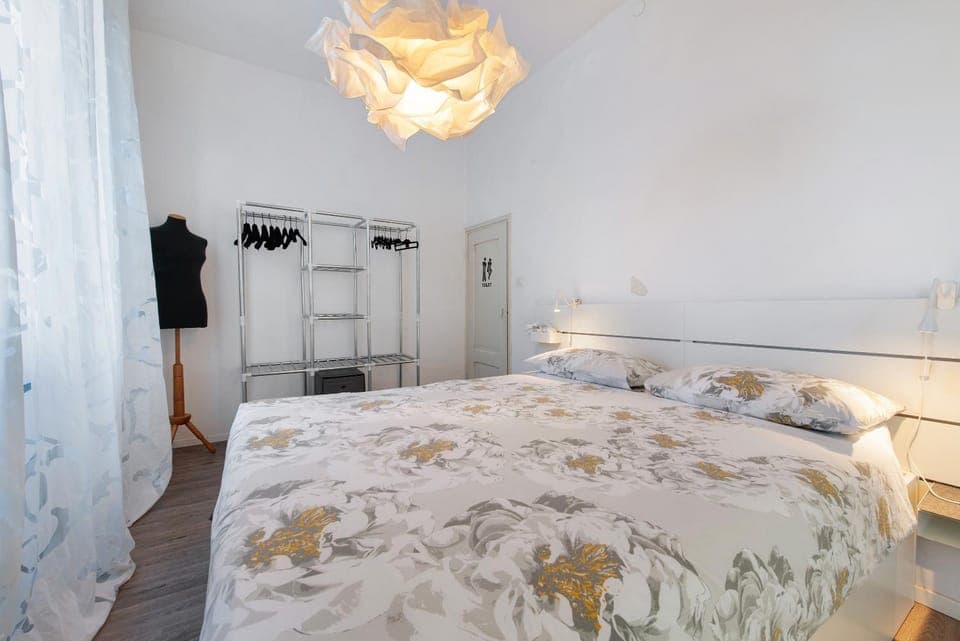 Living room, Bedroom