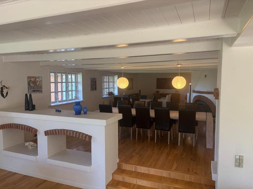 Communal lounge/ TV room, Living room, Dining area