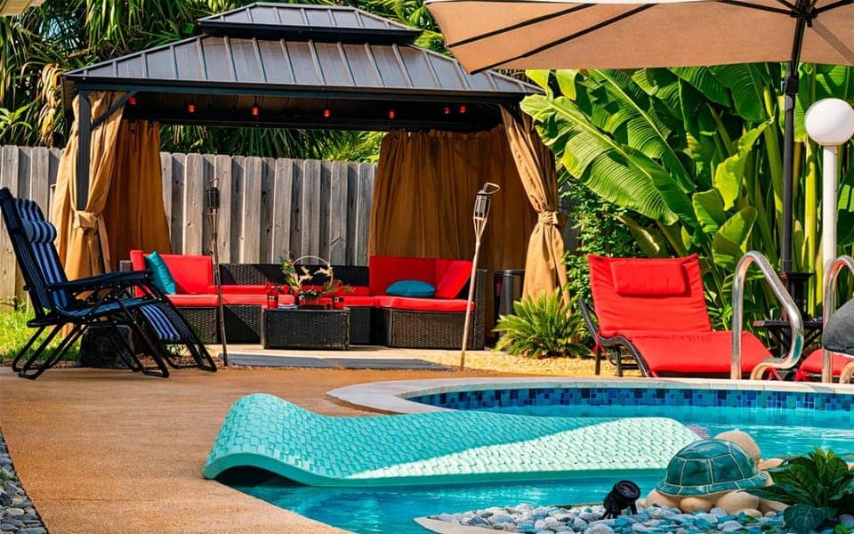 Patio, Day, Garden, Garden view, Pool view, Swimming pool, sunbed