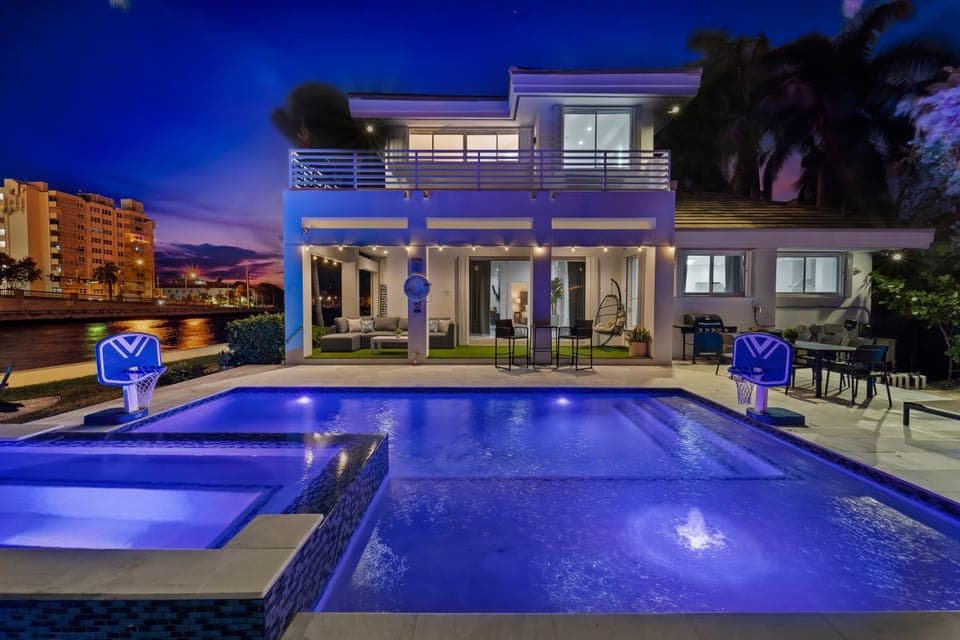 Property building, Patio, Pool view, Swimming pool