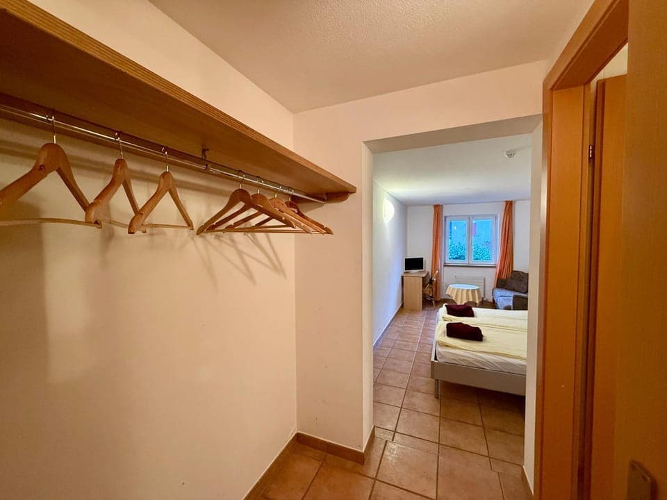 Bedroom, wardrobe