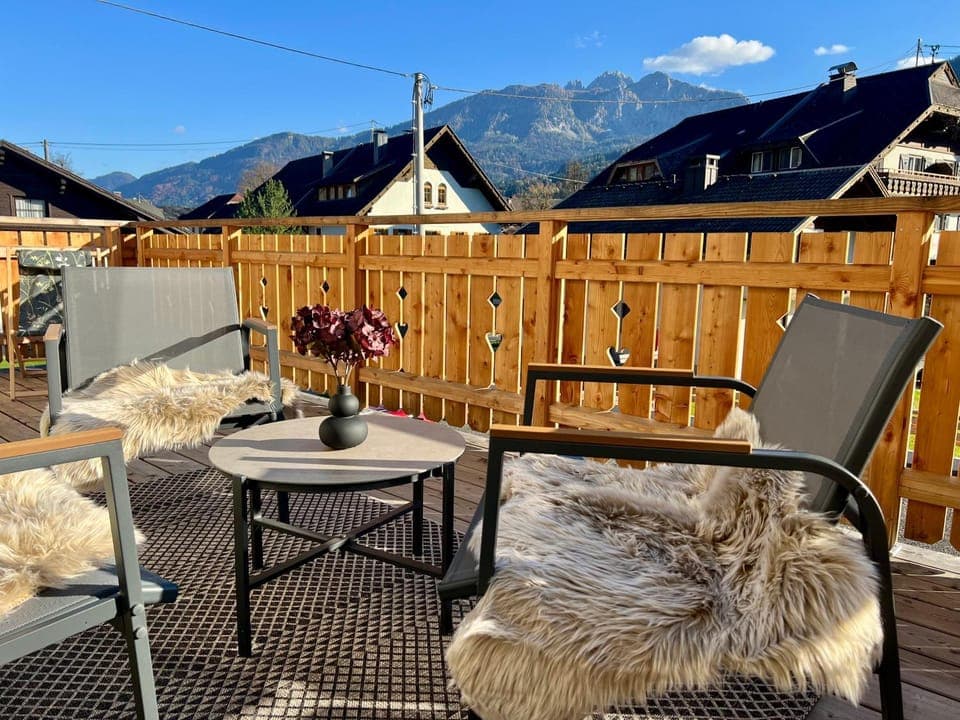 Natural landscape, Balcony/Terrace, Balcony/Terrace, Mountain view