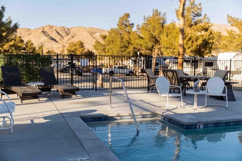 Pool view, Swimming pool