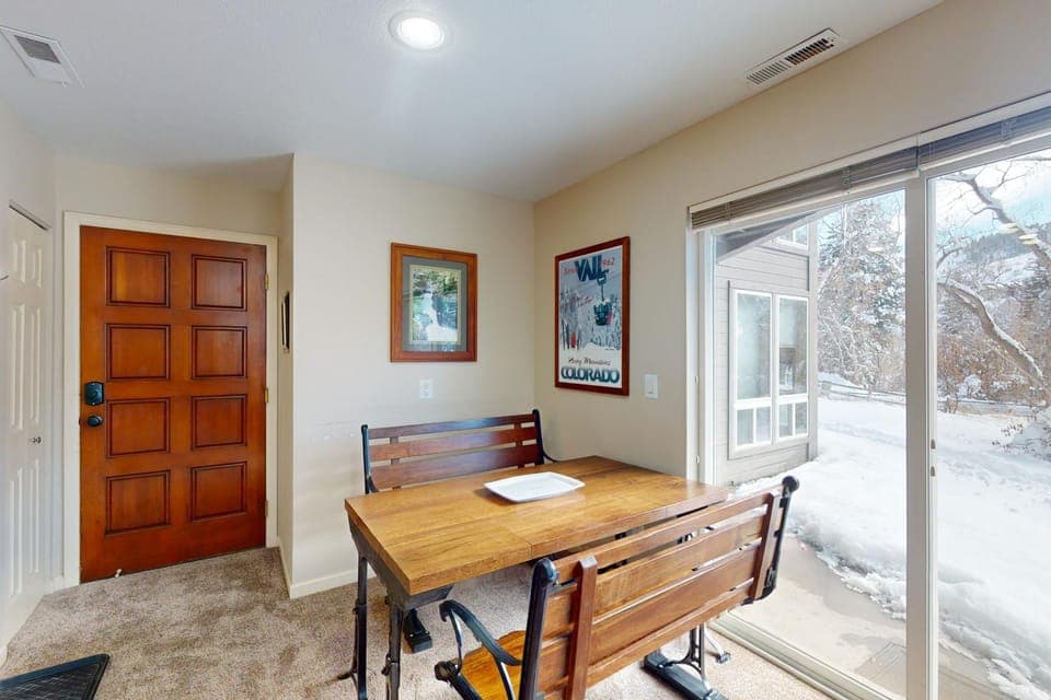 Bridgewater Terrace Getaway Apartment in Avon