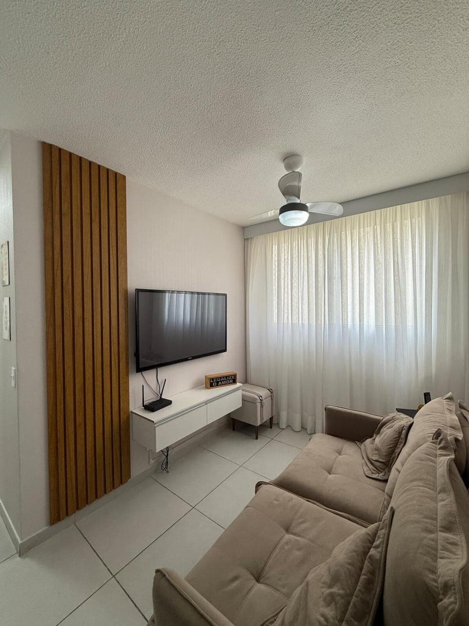 Communal lounge/ TV room, TV and multimedia, Living room, Seating area