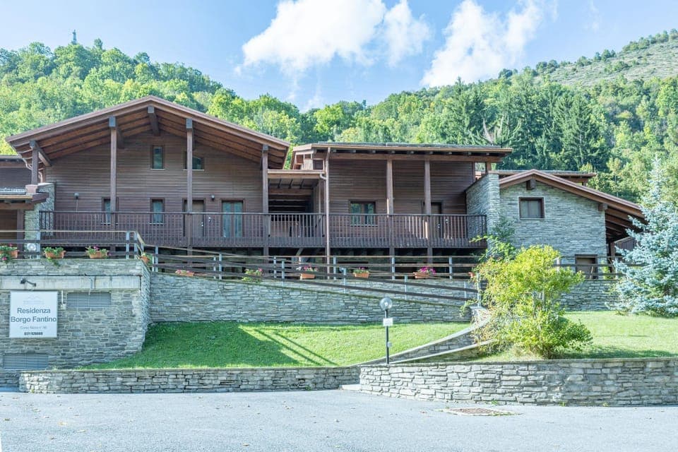 Property building, Spring, Day, Natural landscape, Mountain view