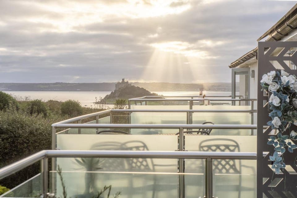 Natural landscape, View (from property/room), Balcony/Terrace, Sea view, Sunset