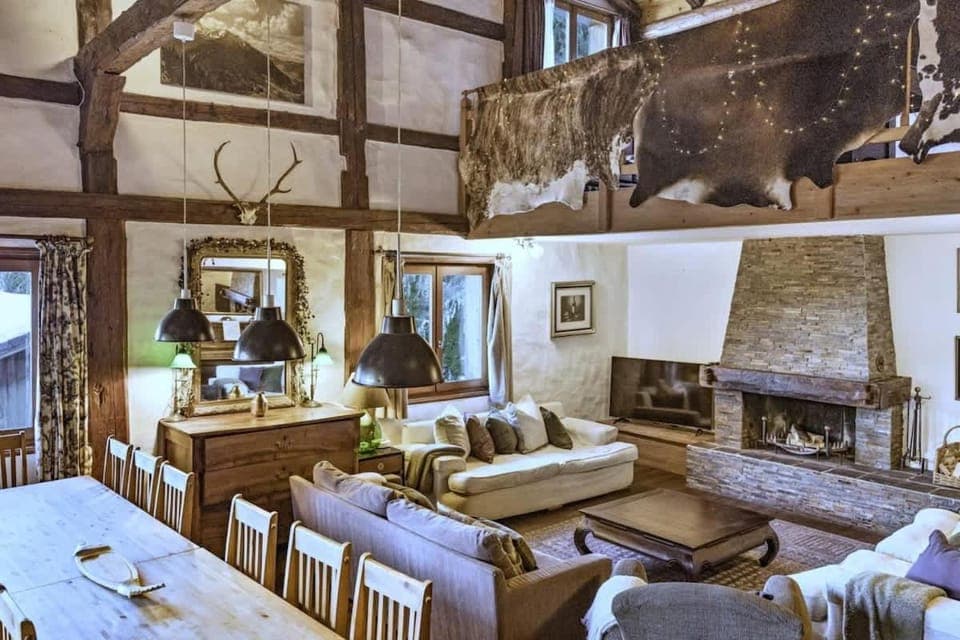 TV and multimedia, Living room, Seating area