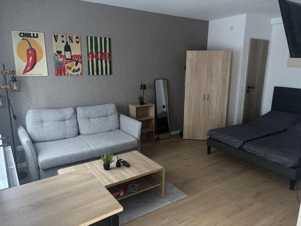 TV and multimedia, Living room, Seating area, wardrobe