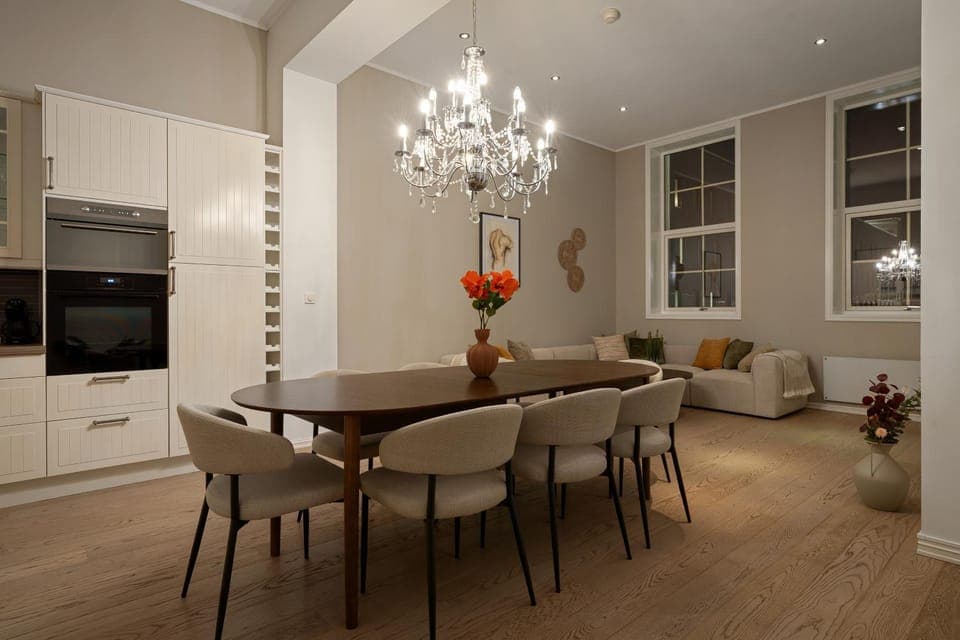Kitchen or kitchenette, Living room, Dining area