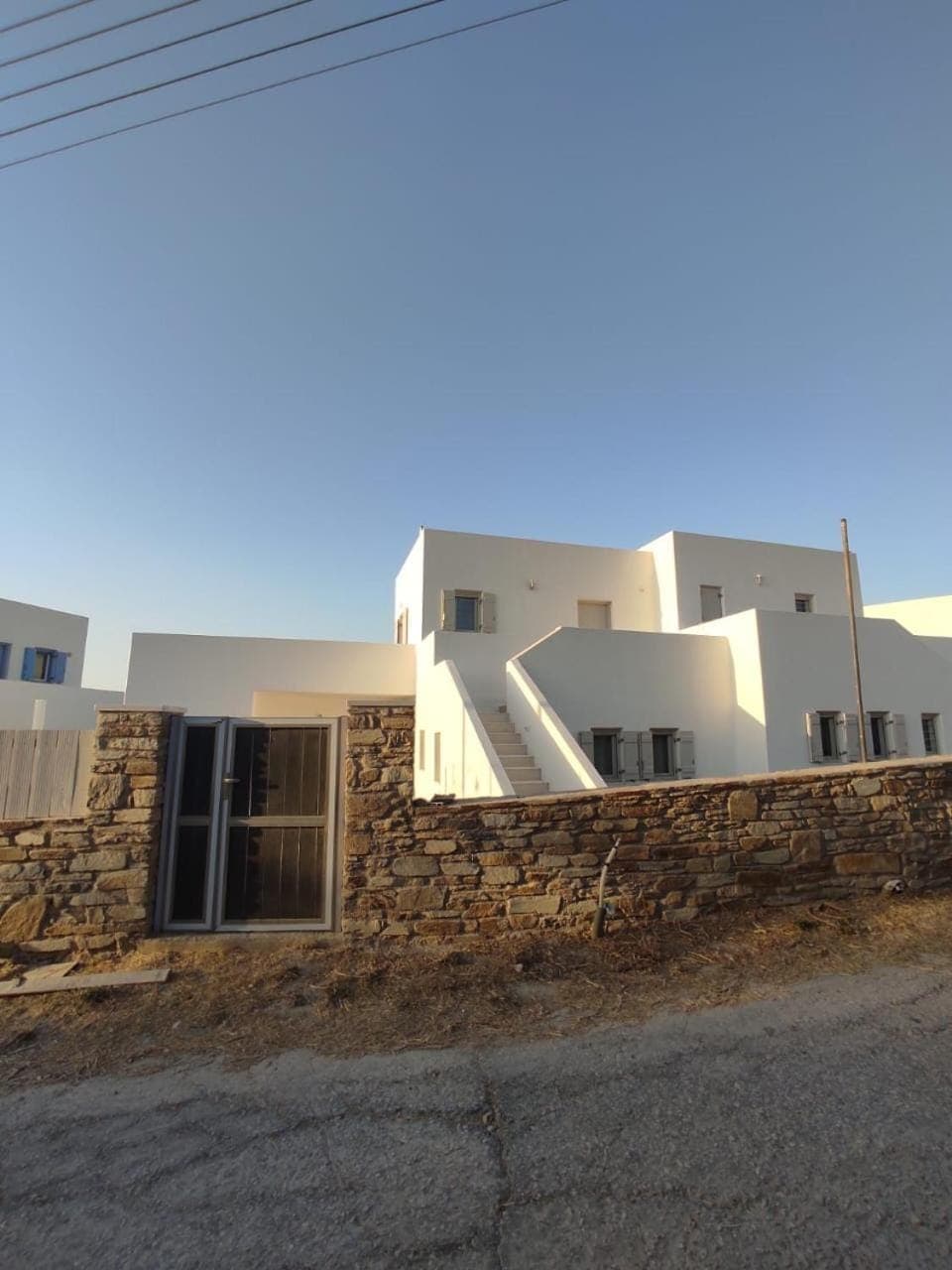 Neighbourhood, Other, Text overlay