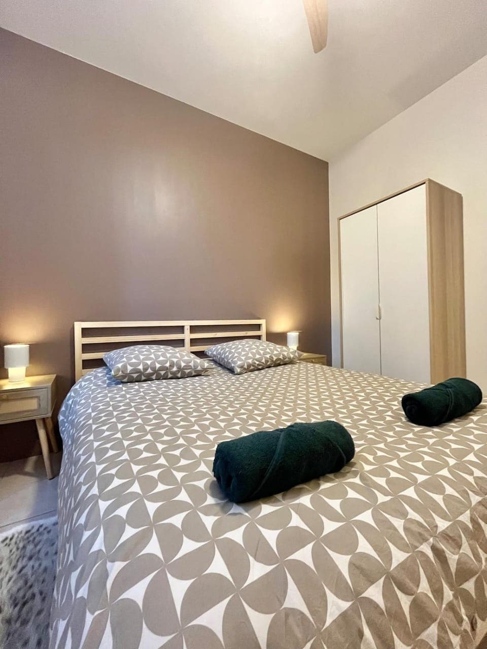 Bed, Photo of the whole room, Bedroom, towels, wardrobe