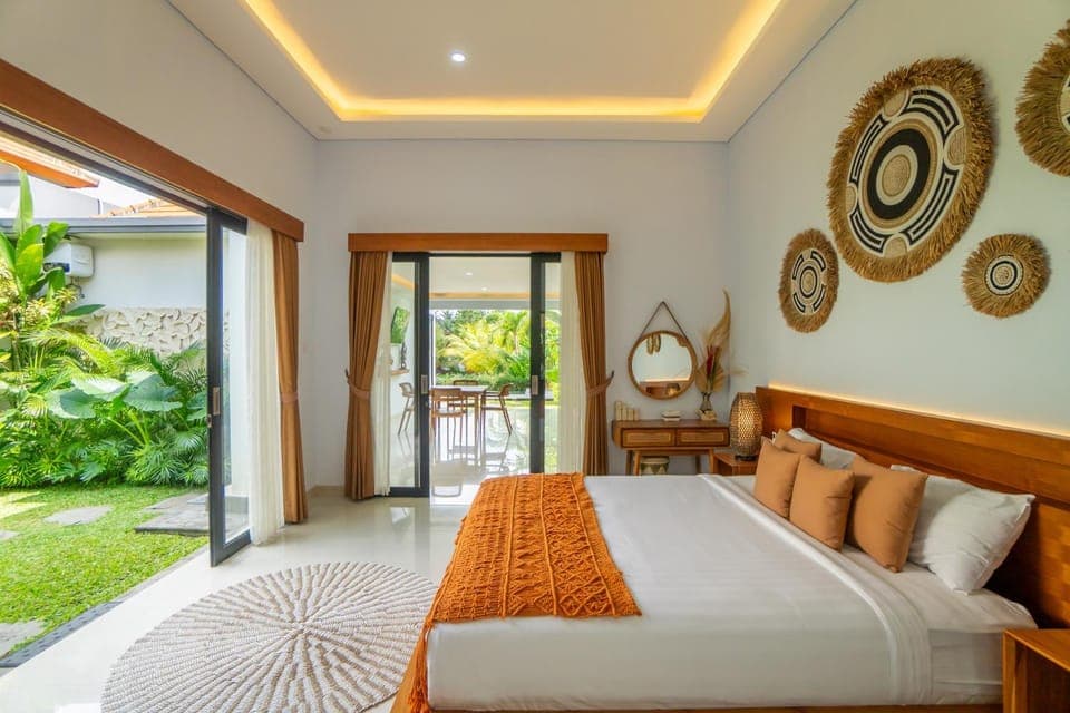 Bed, Photo of the whole room, Bedroom