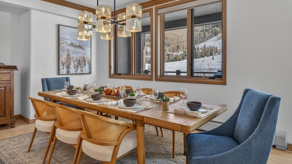 Day, Winter, Dining area, Mountain view
