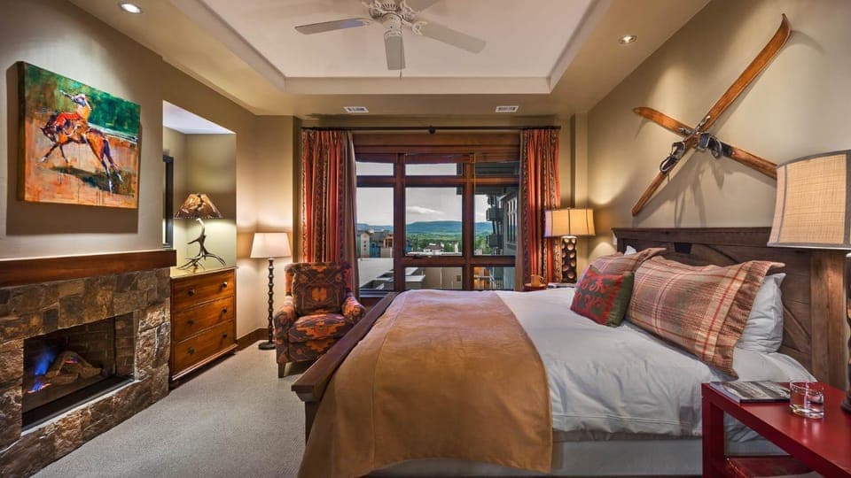 Bed, View (from property/room), Bedroom