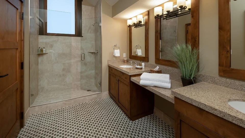 Shower, Bathroom, Bath, towels