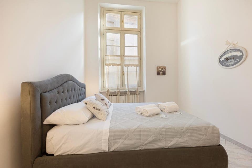 Bed, Night, Bedroom, furniture, heating