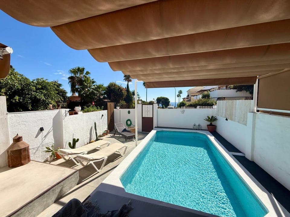 Patio, Balcony/Terrace, Pool view, Swimming pool, sunbed