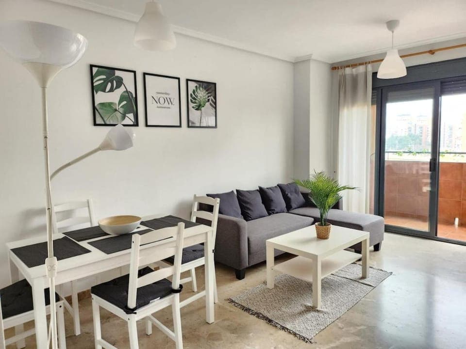 Cortes Suite - Pool paddle tennis court and gym Apartment in Valencia