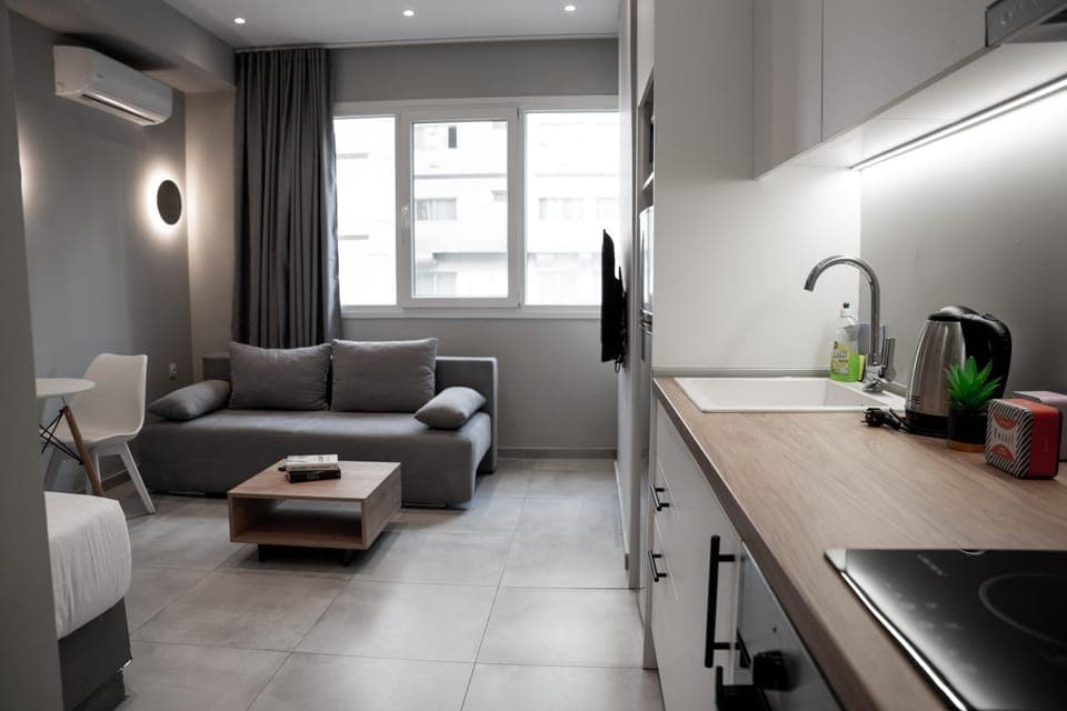 Kitchen or kitchenette, Seating area