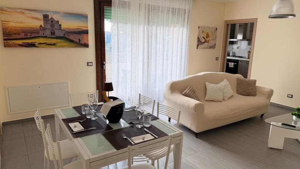 Living room, Dining area