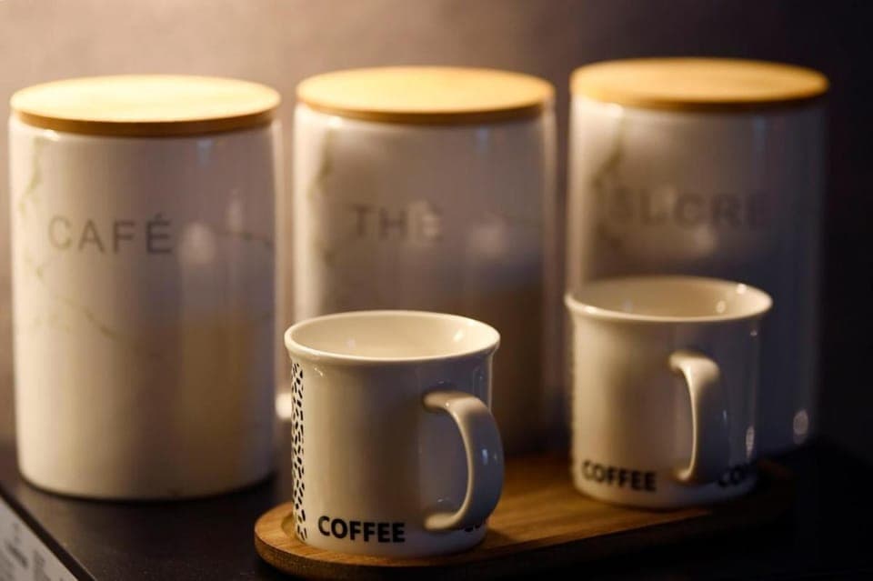 Coffee/tea facilities