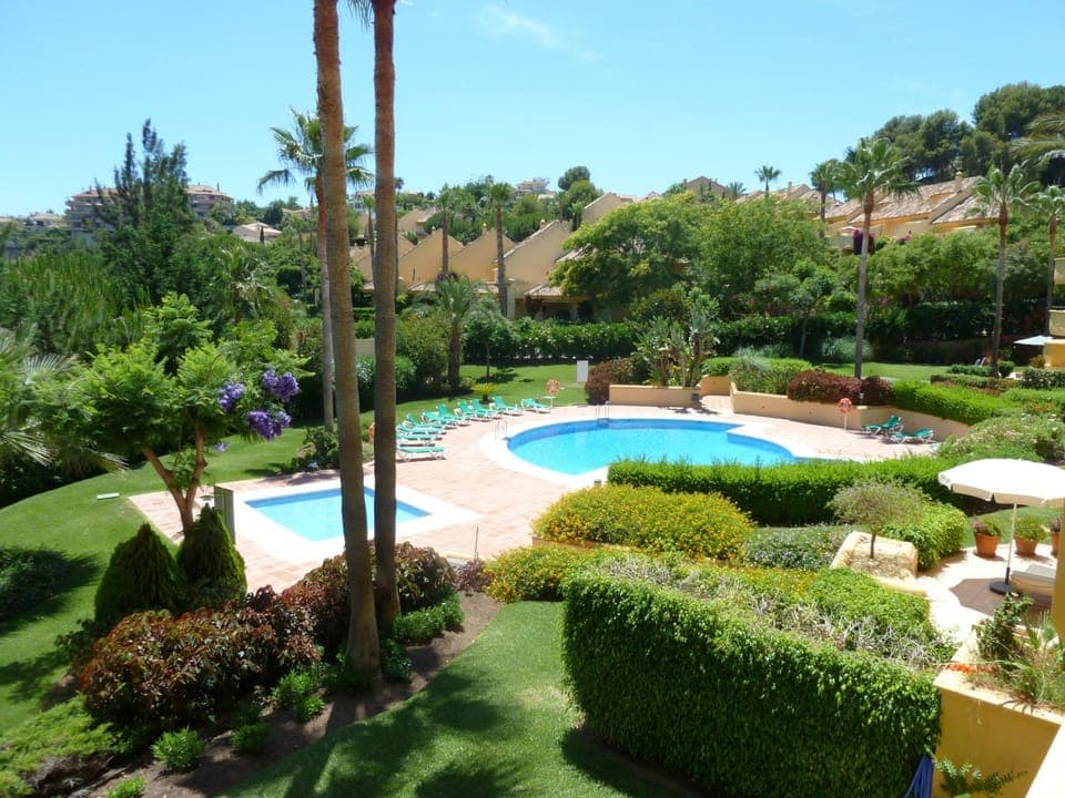 Garden, Swimming pool